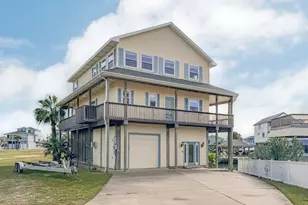 1303 Tiki Dr, Galveston, TX 77554 - Photo 1