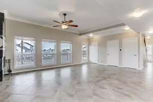 1303 Tiki Dr, Tiki Island, TX 77554 - Photo 43