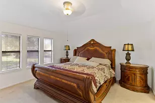 54 N Bachelor Button St, Lake Jackson, TX 77566 - Photo 5