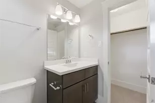 819 Algona Ave, Houston, TX 77008 - Photo 5