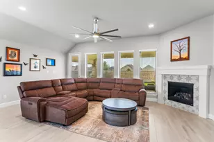 19227 Seabiscuit Stable Trl, Tomball, TX 77377 - Photo 11