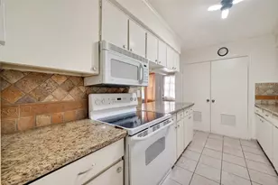 3834 Willow Springs Ln, Houston, TX 77080 - Photo 25