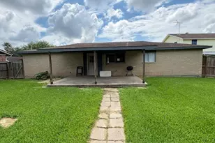 3310 Ashwyne Ct, La Porte, TX 77571 - Photo 9
