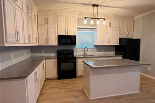 1147 Norham St, Houston, TX 77022 - Photo 1