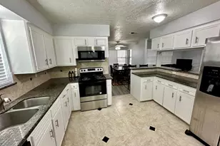 4310 Cinnabar Dr, Houston, TX 77072 - Photo 13