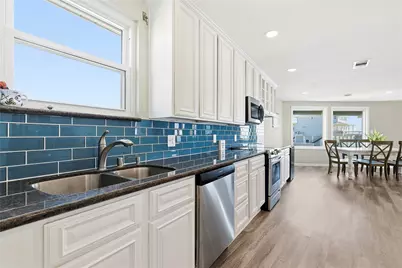 130 Tamana Drive, Tiki Island, TX 77554 - Photo 13