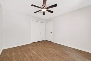 247 Castlewood Dr, Spring, TX 77386 - Photo 23