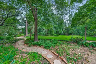 247 Castlewood Dr, Spring, TX 77386 - Photo 35