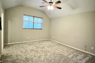 5 Spurwood Ct, The Woodlands, TX 77381 - Photo 9