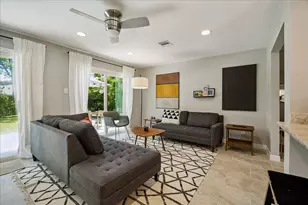 8827 McAvoy Dr, Houston, TX 77074 - Photo 9