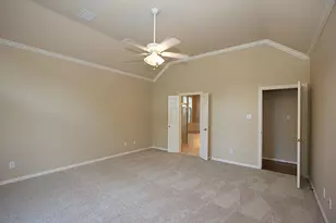 1615 Greenleaf Oaks Dr, Sugar Land, TX 77479 - Photo 19