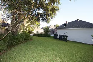 1615 Greenleaf Oaks Dr, Sugar Land, TX 77479 - Photo 29