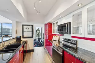 15 Greenway Plz, Houston, TX 77046 - Photo 9