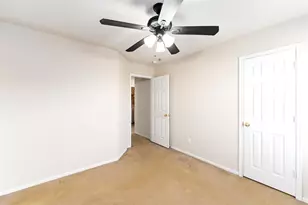 2114 Bishop Hollow Ln, Rosenberg, TX 77471 - Photo 15