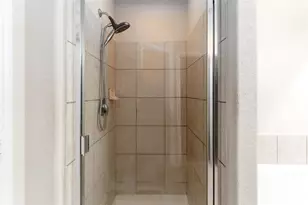 2114 Bishop Hollow Ln, Rosenberg, TX 77471 - Photo 17