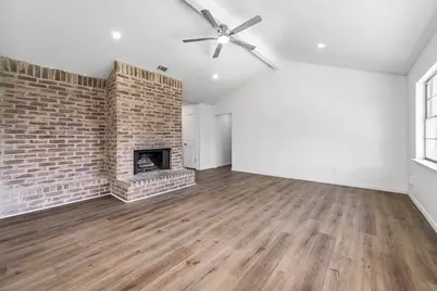 6526 Lynngate Drive, Spring, TX 77373 - Photo 5