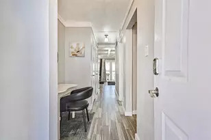 6102 Seawall Blvd, Galveston, TX 77551 - Photo 3