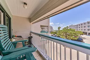 6102 Seawall Blvd, Galveston, TX 77551 - Photo 23