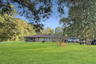 5604 Hwy 105, Hull, TX 77564 - Photo 1