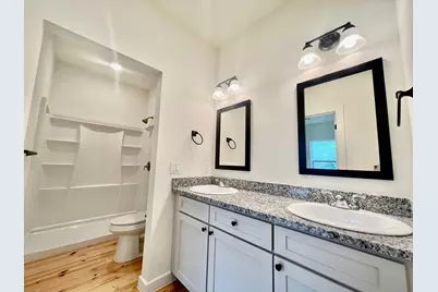 228 N Dixie Street, Brenham, TX 77833 - Photo 9