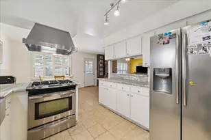 12323 Brandywyne Dr, Houston, TX 77077 - Photo 17