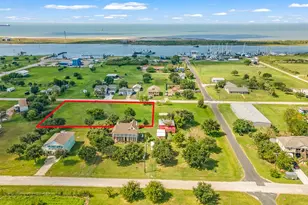 813 Nelson Ave, Port Bolivar, TX 77650 - Photo 35