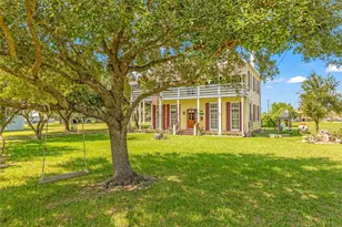 813 Nelson Ave, Port Bolivar, TX 77650 - Photo 47