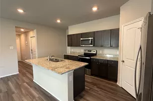 229 Pecos Dr, Huntsville, TX 77340 - Photo 7