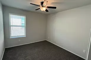 229 Pecos Dr, Huntsville, TX 77340 - Photo 19