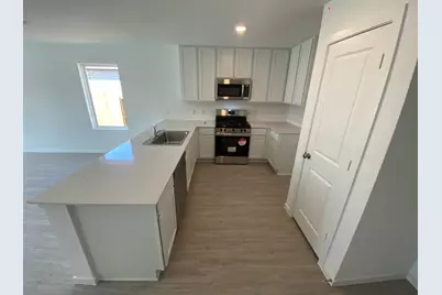 306 Bandit Cove Court, Magnolia, TX 77354 - Photo 3