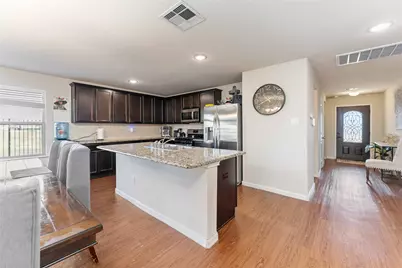 9902 Bezeled Circle Lane, Rosharon, TX 77583 - Photo 5