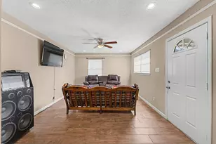 823 Marleen St, Houston, TX 77034 - Photo 3