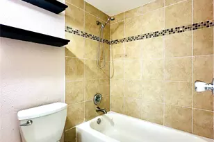 12550 Whittington Dr, Houston, TX 77077 - Photo 5
