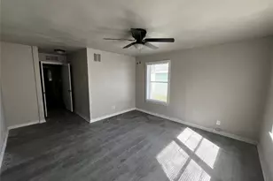 5727 Doolittle Blvd, Houston, TX 77033 - Photo 7