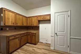 17 Glenview Ct, Lufkin, TX 75901 - Photo 9