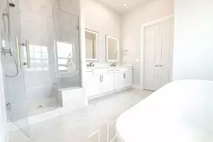 11069 Chatterton Dr, Houston, TX 77043 - Photo 9