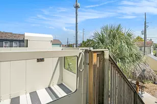 3415 Winnie St, Galveston, TX 77550 - Photo 7