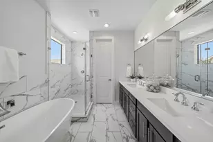 1022 Green Kensington Dr, Houston, TX 77008 - Photo 35