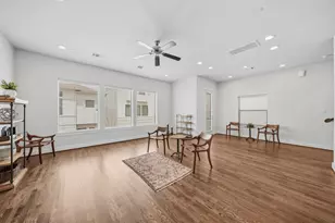 1022 Green Kensington Dr, Houston, TX 77008 - Photo 25