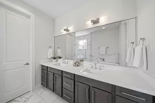1022 Green Kensington Dr, Houston, TX 77008 - Photo 37