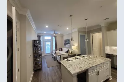 2111 Austin Street #630, Houston, TX 77002 - Photo 5