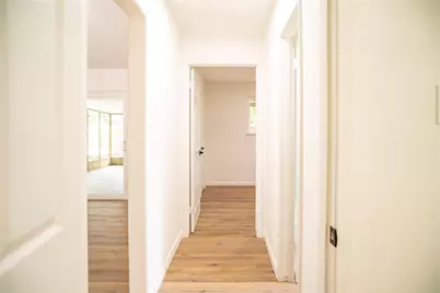9214 Woodland Oaks Drive, Houston, TX 77040 - Photo 9
