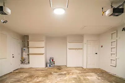 9214 Woodland Oaks Drive, Houston, TX 77040 - Photo 15