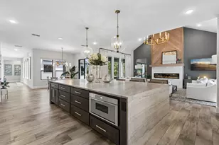 8626 Woods Hollow Trail, Fulshear, TX 77406 - Photo 13