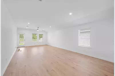 8027 Veneto Green Drive, Richmond, TX 77406 - Photo 11