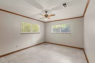 901 Myrtle St, Woodville, TX 75979 - Photo 13