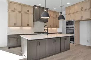 8926 Pleasant Cv, Missouri City, TX 77459 - Photo 5