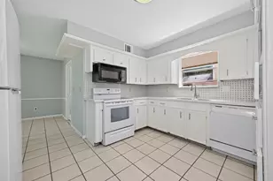 5703 Green Timbers Dr, Humble, TX 77346 - Photo 11