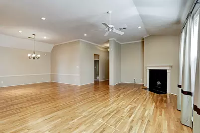 9907 Kemp Forest Drive, Houston, TX 77080 - Photo 7