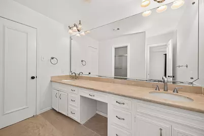 8615 La Fonte Street, Houston, TX 77024 - Photo 39